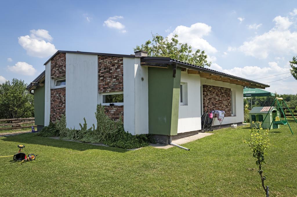 באניה לוקה Country House מראה חיצוני תמונה